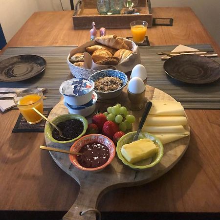 Het Opgemaakte Bed Bed & Breakfast Haps Екстериор снимка
